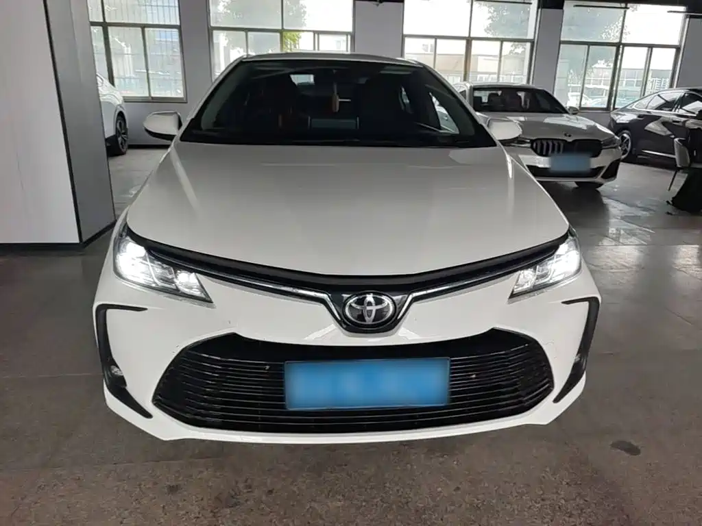 Toyota Corolla — миниатюра 3