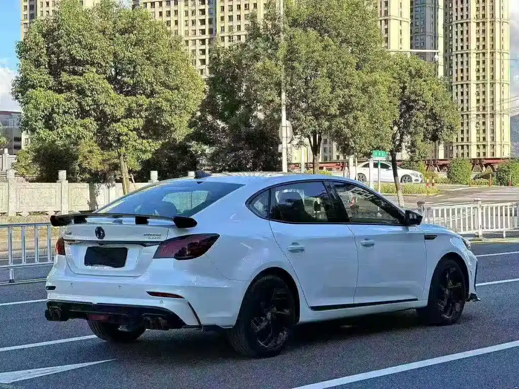 MG MG6 — миниатюра 7