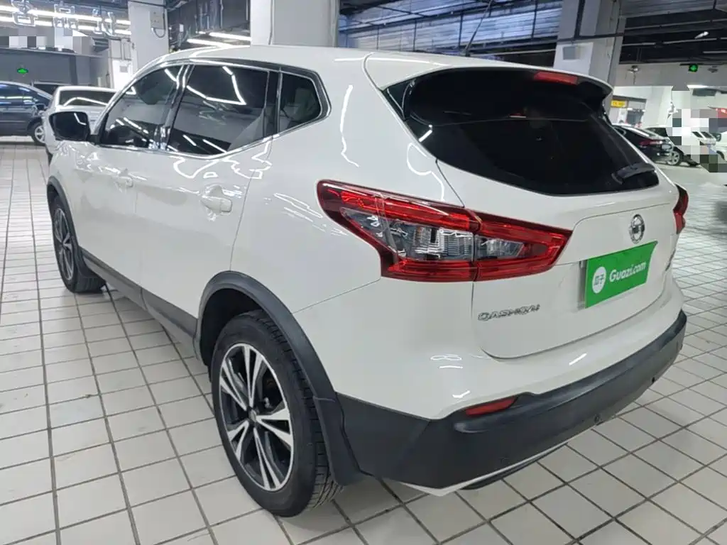 Nissan Qashqai — миниатюра 5