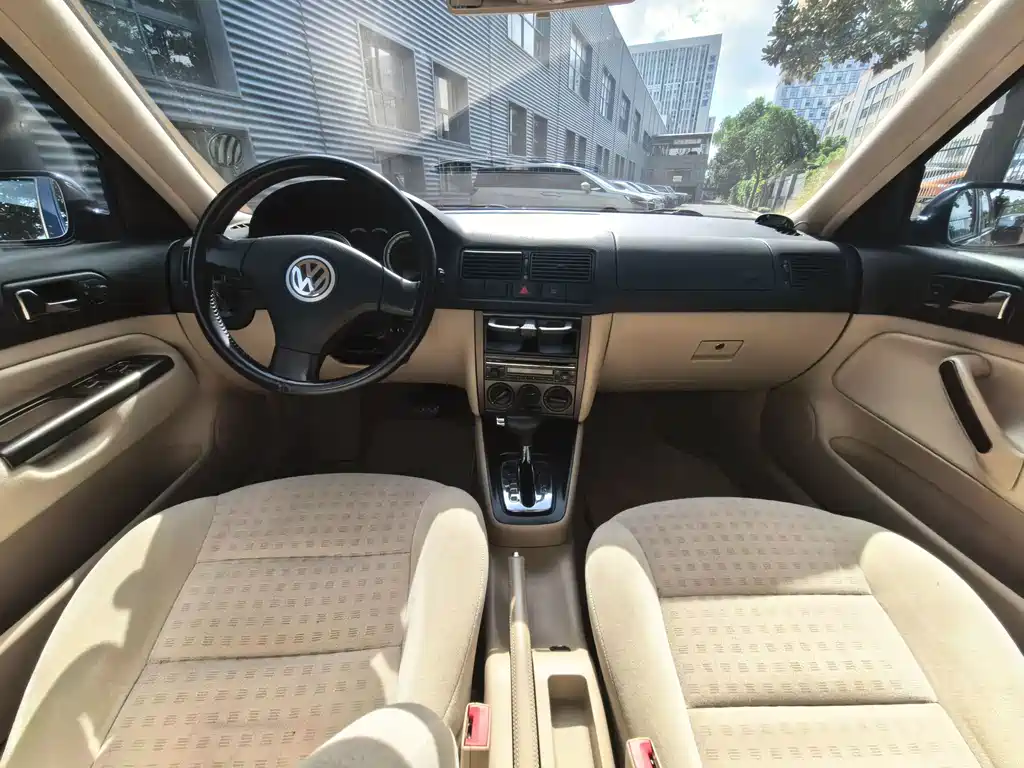 Volkswagen Golf — миниатюра 7