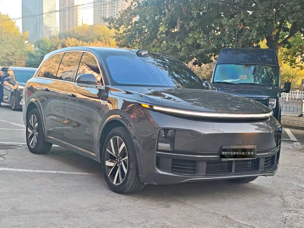 Li Auto Li L8 — миниатюра 3