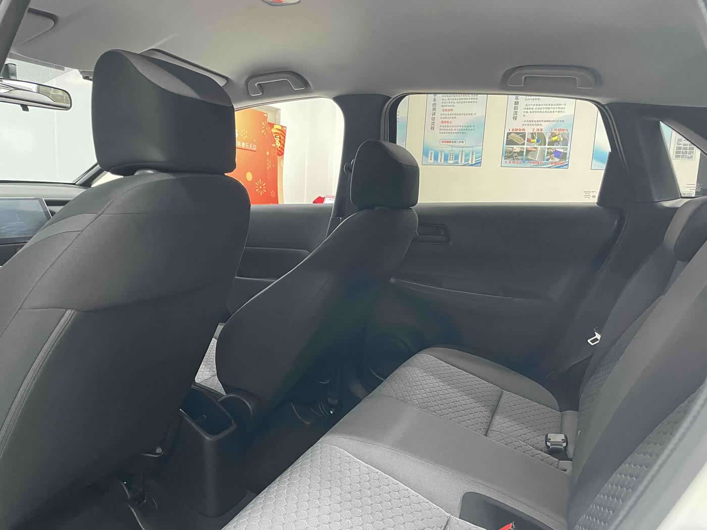 Honda Fit 1.5 л 2023 г. Белый, пробег 22000 км