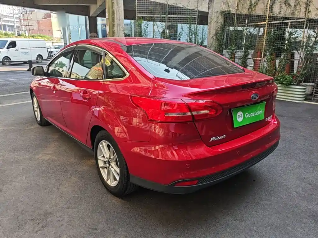 Ford Focus — миниатюра 5