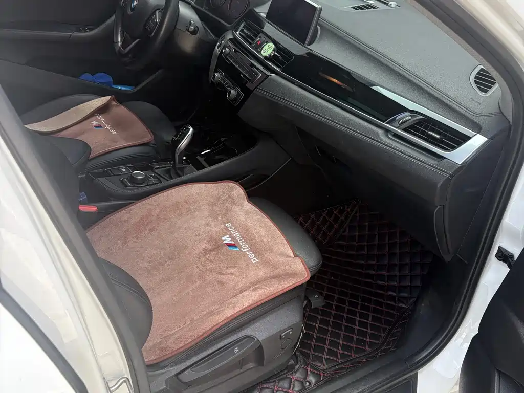 BMW X2 (Import) — миниатюра 7