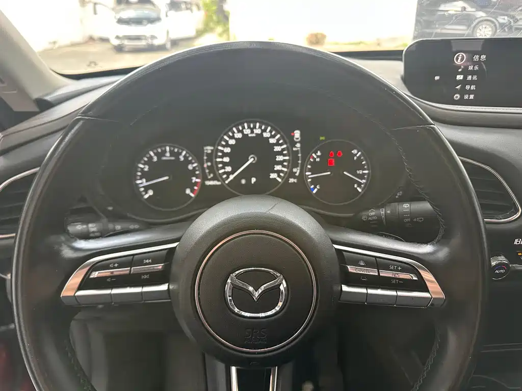 Mazda CX-30 — миниатюра 7