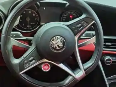 Alfa Romeo Giulia — миниатюра 3