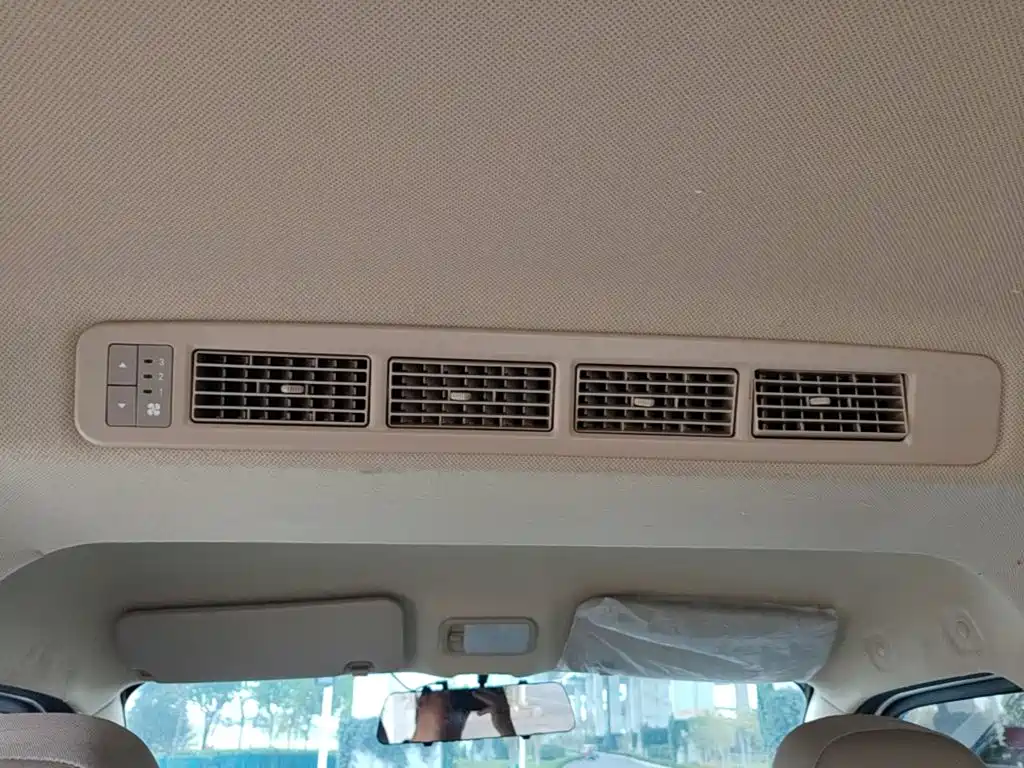 Wuling Rongguang S — миниатюра 18