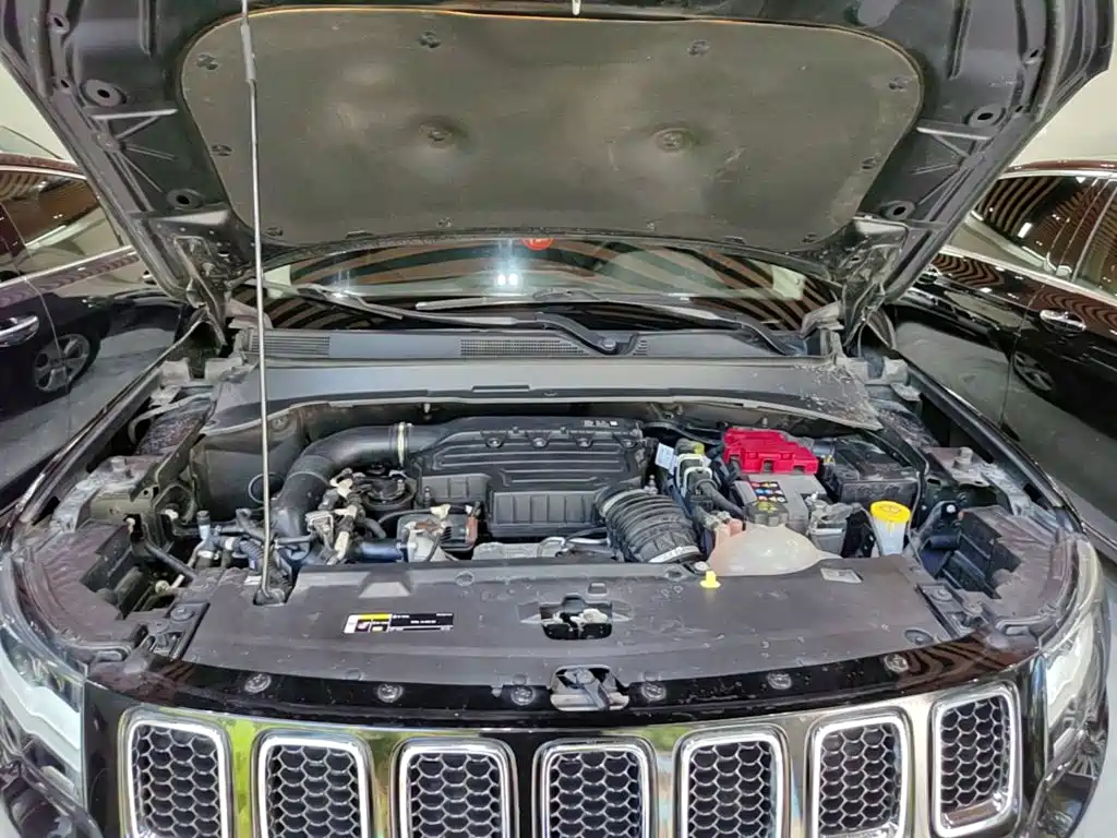 Jeep Compass — миниатюра 20
