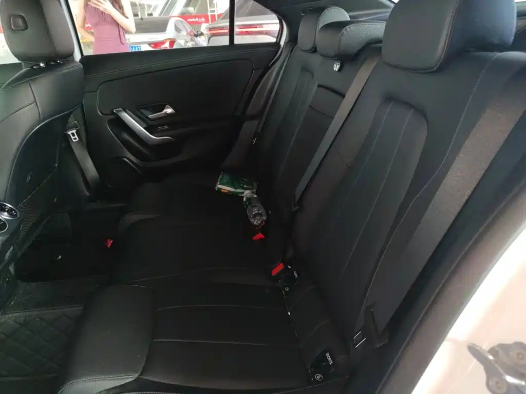 Mercedes-Benz A-Class — миниатюра 18