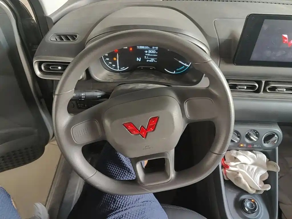 Wuling Hongguang EV — миниатюра 11