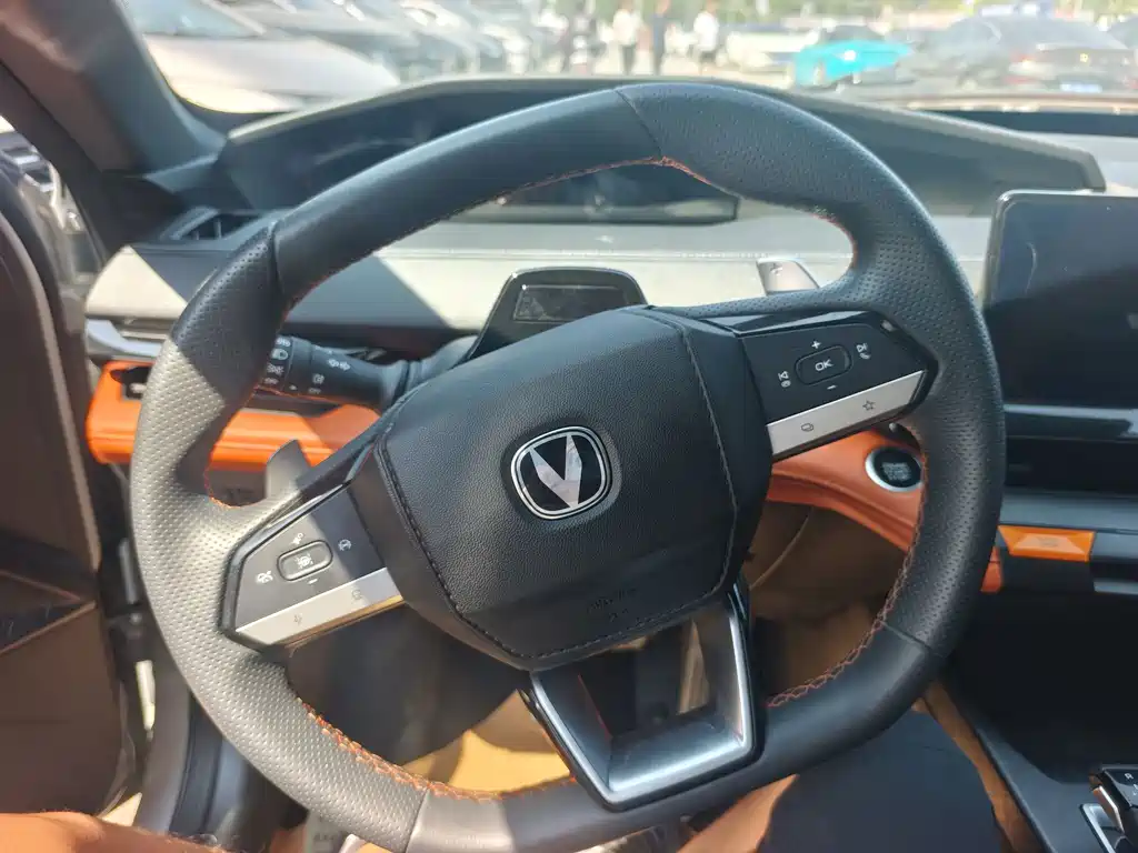 Changan UNI-V — миниатюра 4
