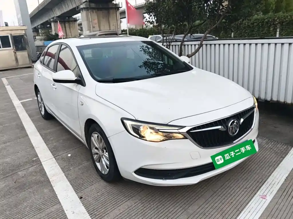 Buick Excelle — миниатюра 4