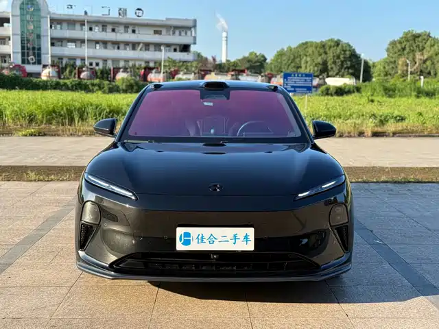 NIO ET5T