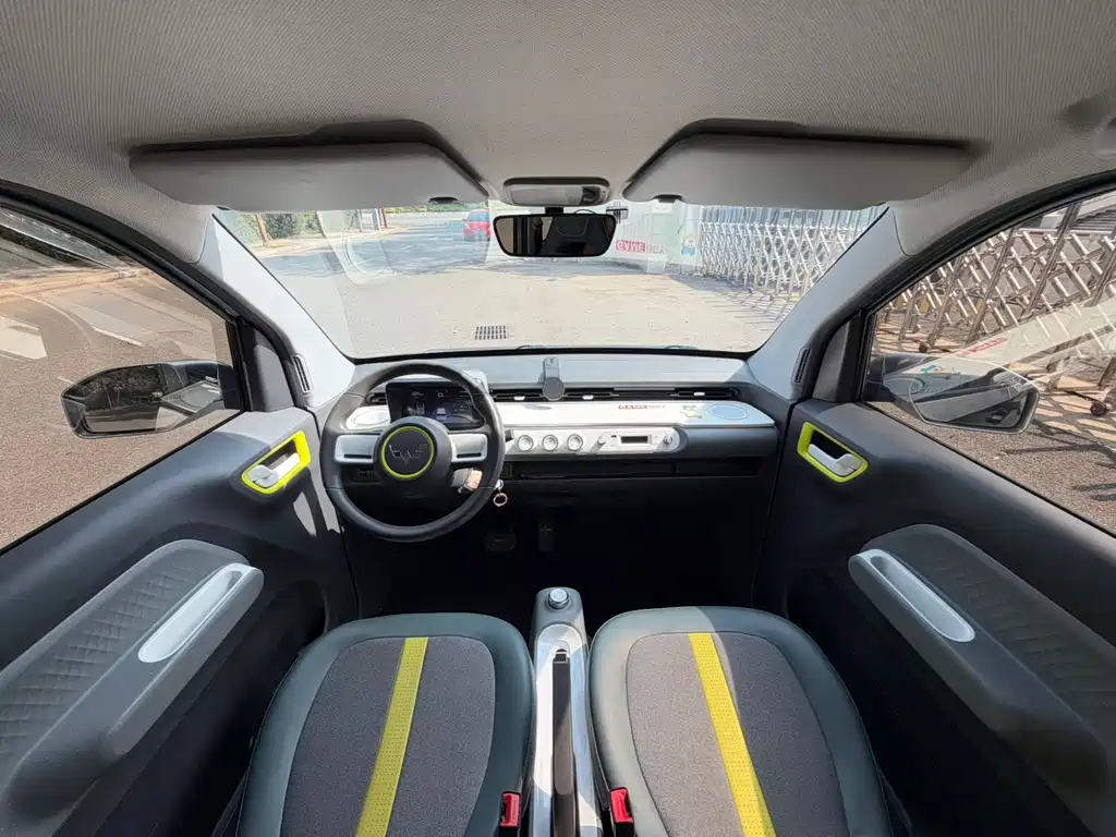 Wuling MINIEV — миниатюра 6