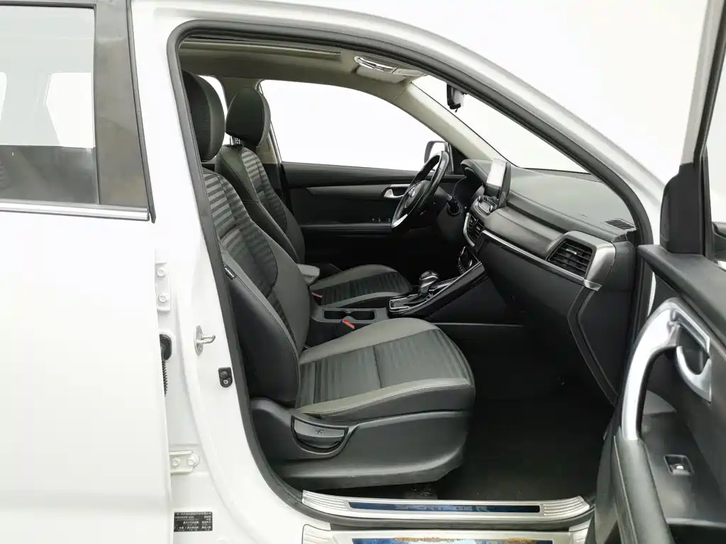 Kia Sportage — миниатюра 23