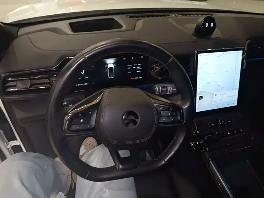 NIO ES6 — миниатюра 11