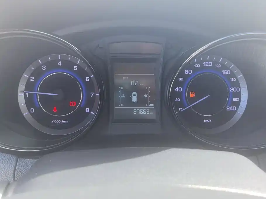 Changan CS15 — миниатюра 14