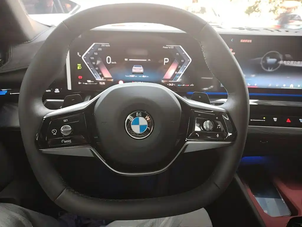 BMW 5 Series — миниатюра 11