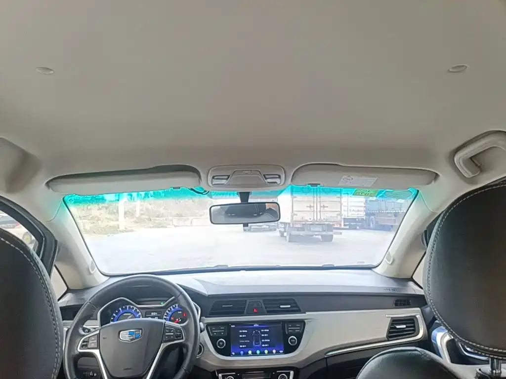 Geely Vision X3 — миниатюра 18