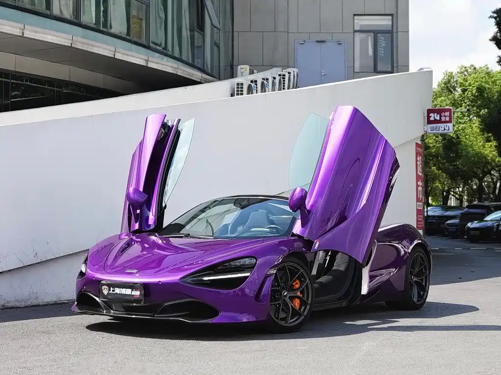 MCLAREN 720S