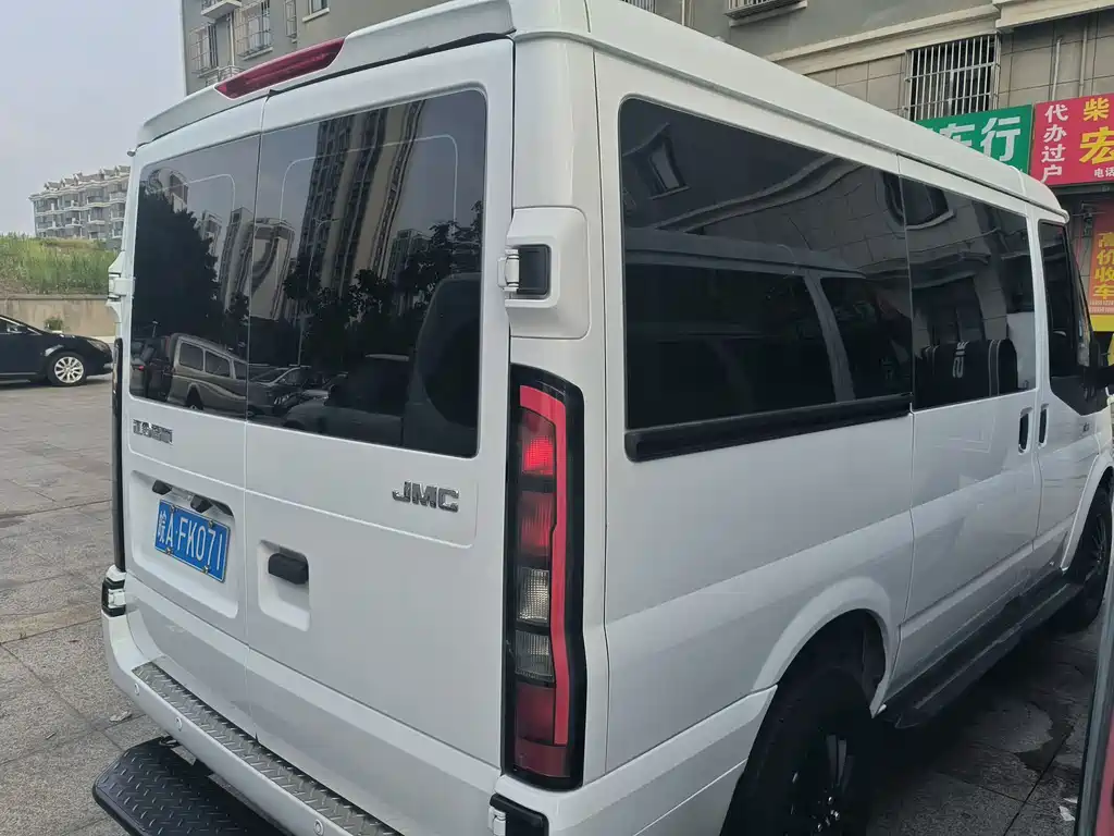 JMC JMC Fushun — миниатюра 8