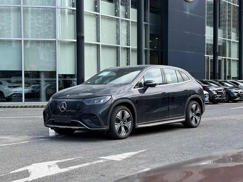 Mercedes-Benz EQE SUV