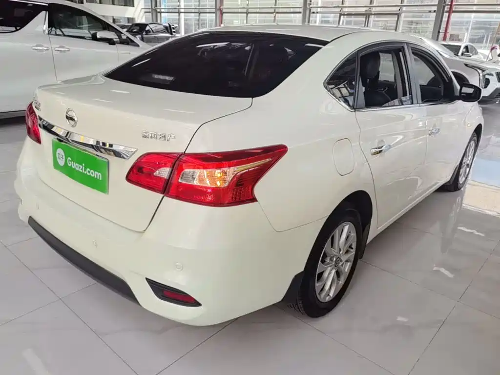 Nissan Sylphy — миниатюра 7