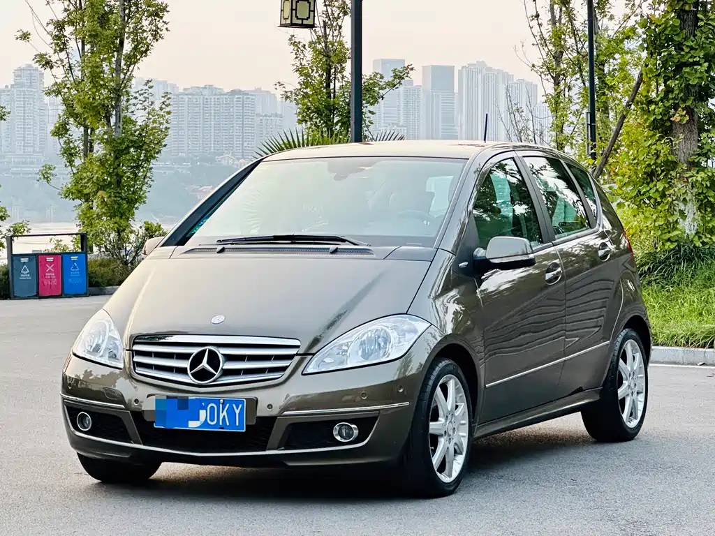 Mercedes-Benz A-Class (Import) — миниатюра 3