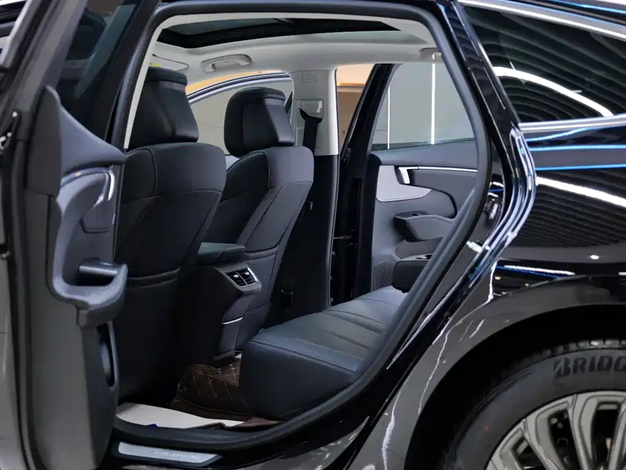 Buick LaCrosse — миниатюра 30