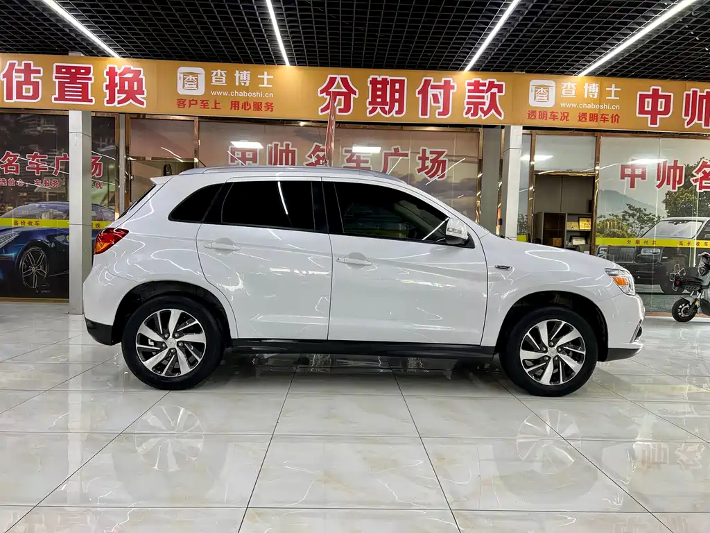 Mitsubishi ASX — миниатюра 7