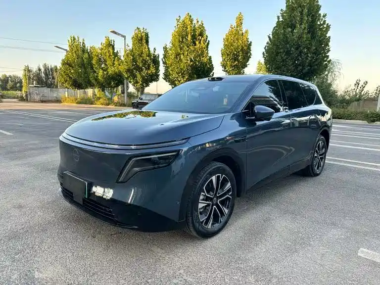 Nissan NX8