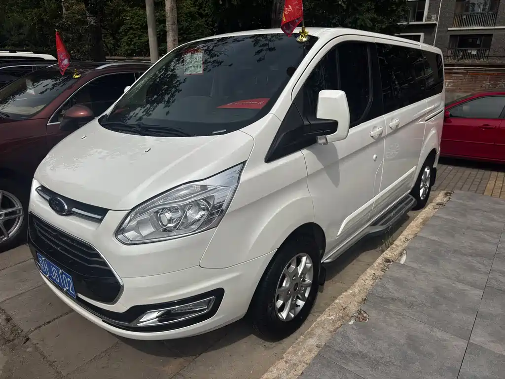 Ford Tourneo