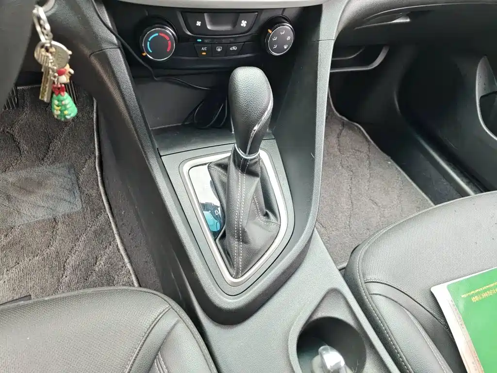 Buick Excelle — миниатюра 15