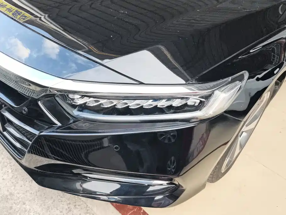 Honda Accord — миниатюра 5