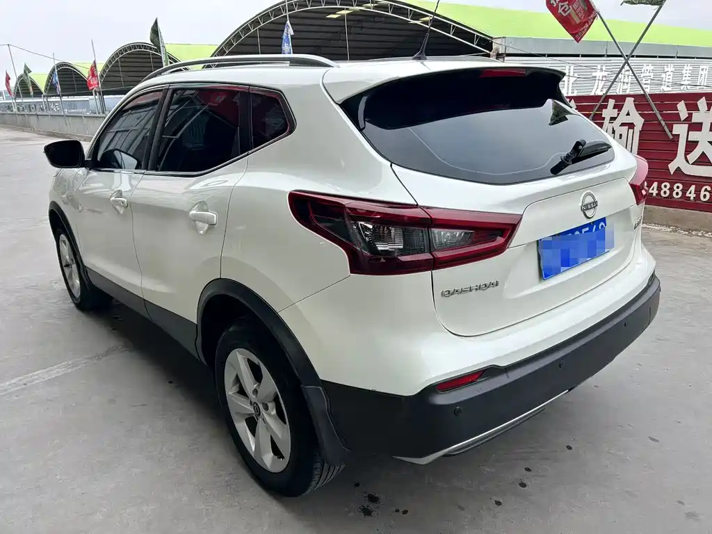 Nissan Qashqai — миниатюра 4