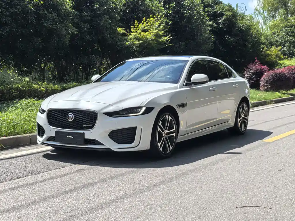 Jaguar XEL