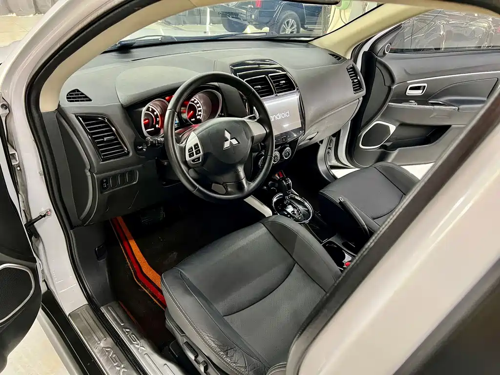 Mitsubishi ASX — миниатюра 9