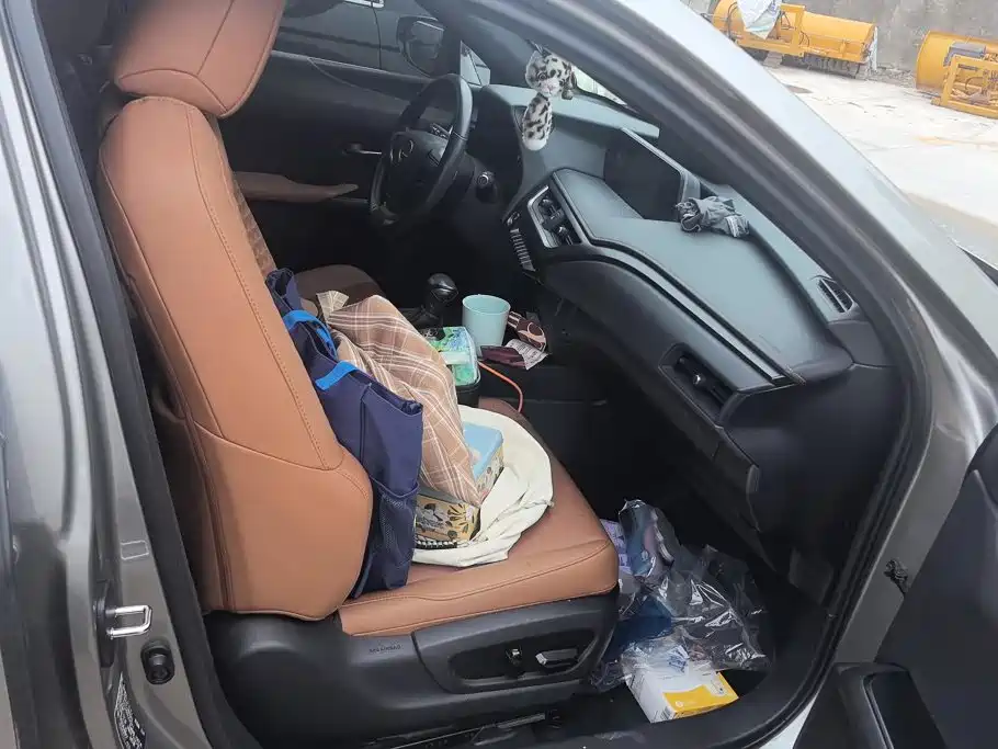 Lexus UX — миниатюра 8