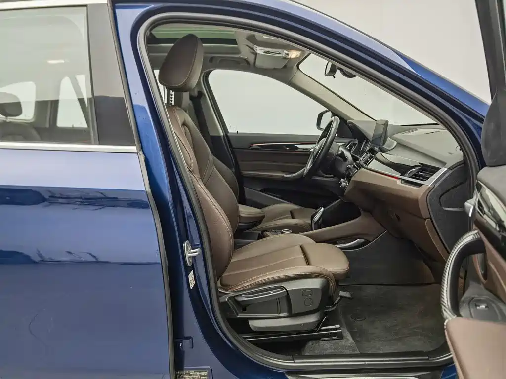 BMW X1 — миниатюра 23