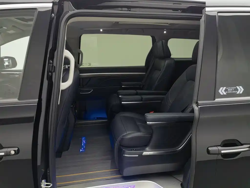 GAC Motor Trumpchi M8 — миниатюра 15