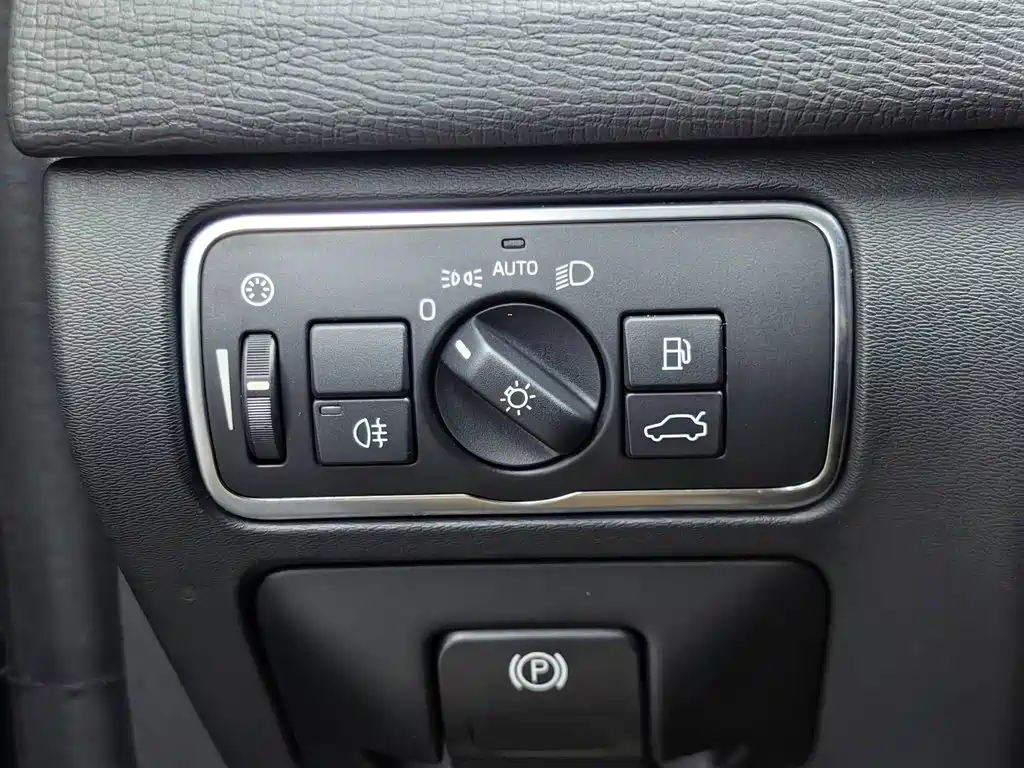 Volvo XC60 — миниатюра 21