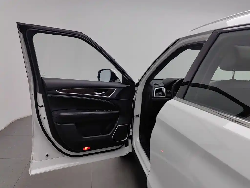 Honda UR-V — миниатюра 8