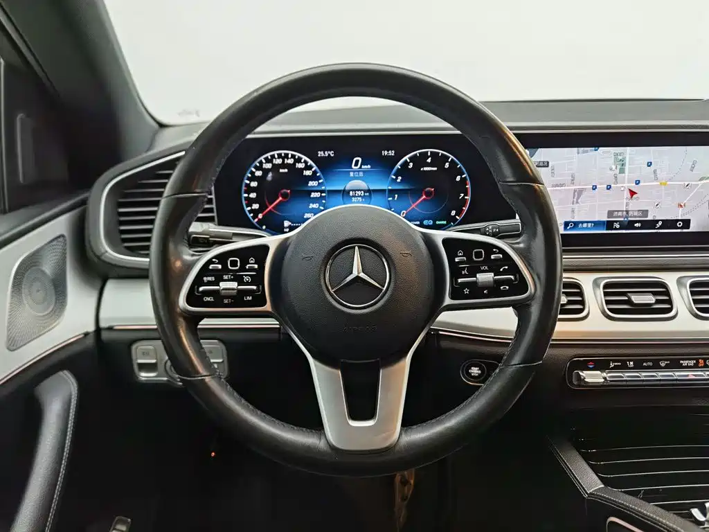 Mercedes-Benz GLE Coupe — миниатюра 11