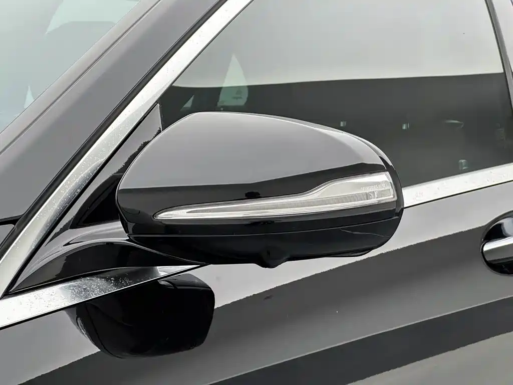 Mercedes-Benz S-Class — миниатюра 29