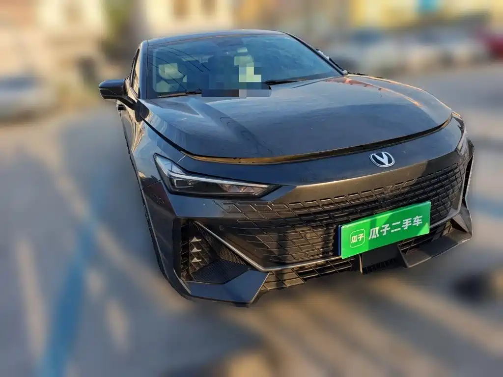 Changan UNI-V — миниатюра 3