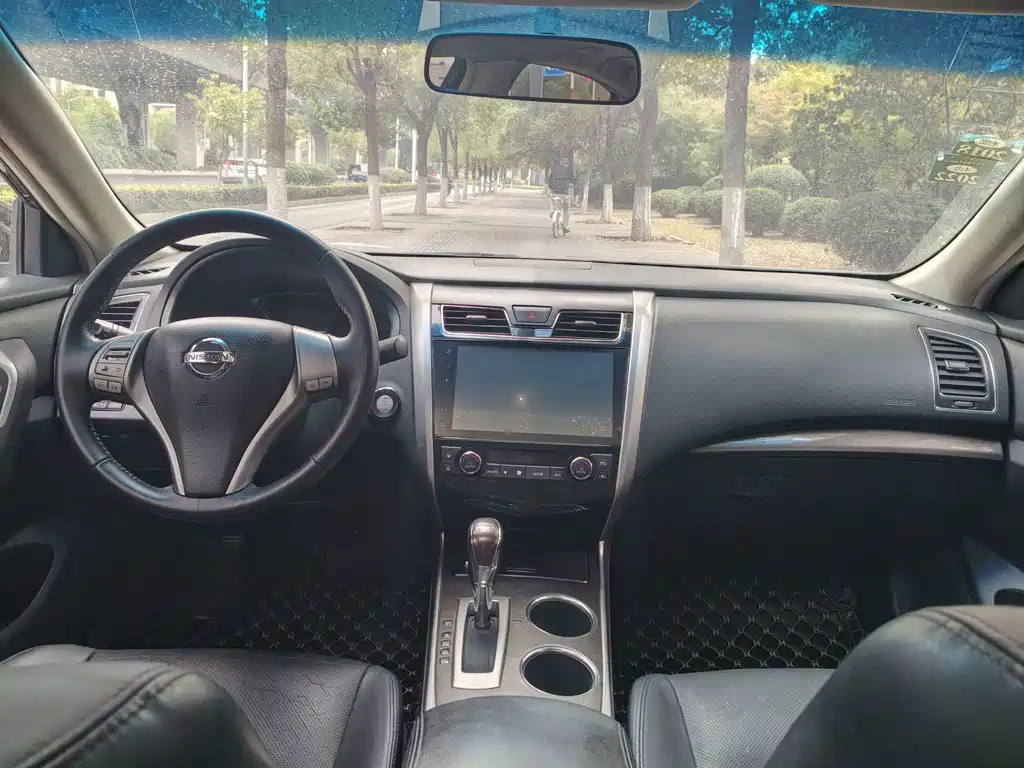 Nissan Teana — миниатюра 14