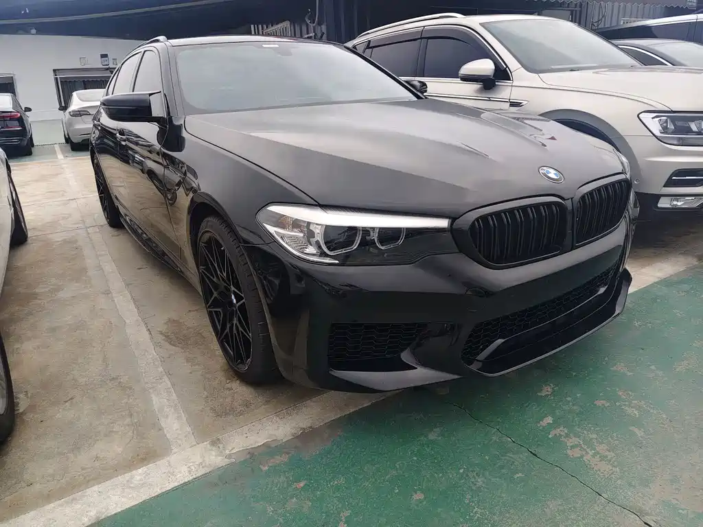 BMW 5 Series — миниатюра 2
