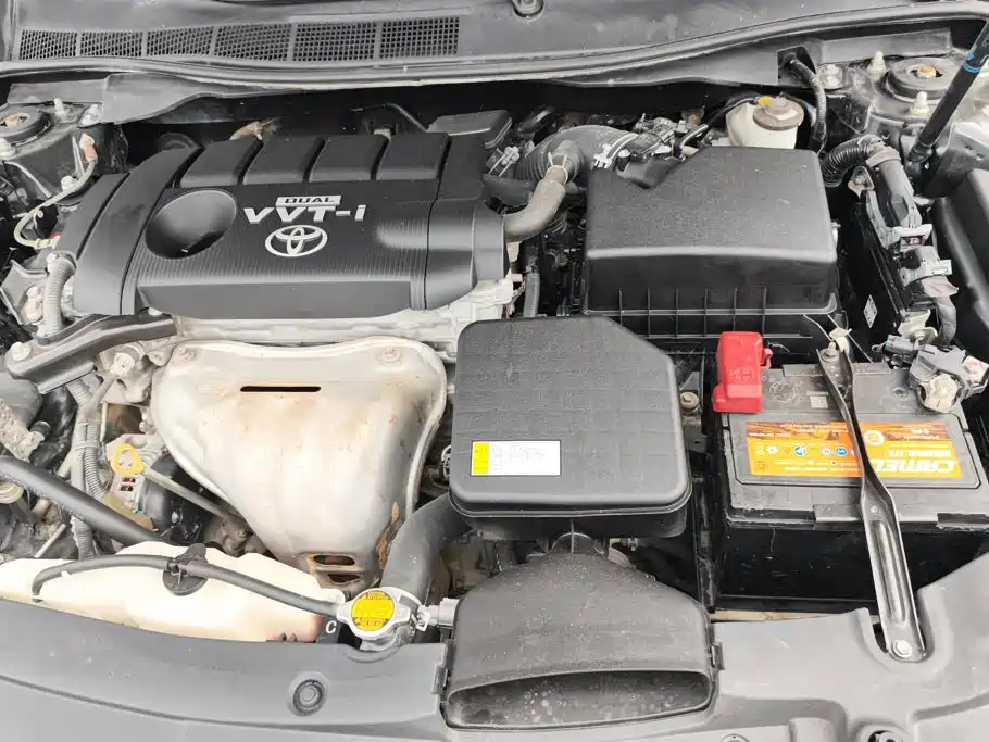 Toyota Camry — миниатюра 10