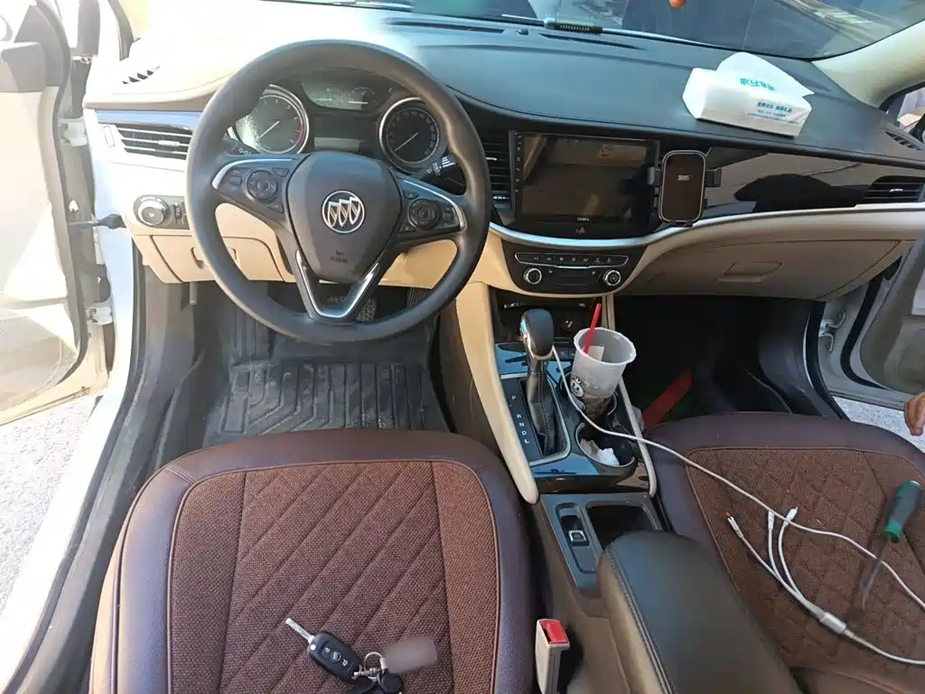 Buick Verano — миниатюра 10