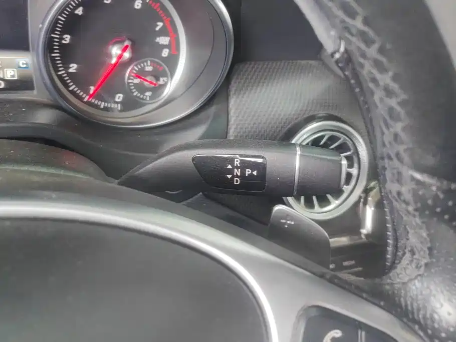 Mercedes-Benz GLA — миниатюра 16